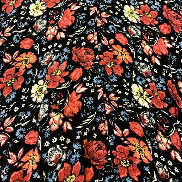 American Eagle Outfitters floral midi dress - Picture 7 of 10